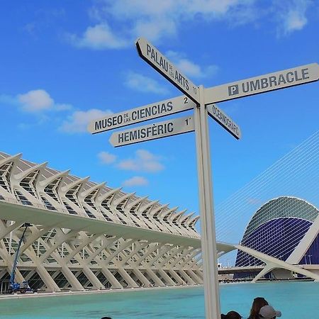 Valencia Las Artes Y Ciencias + Garaje + Netflix מראה חיצוני תמונה