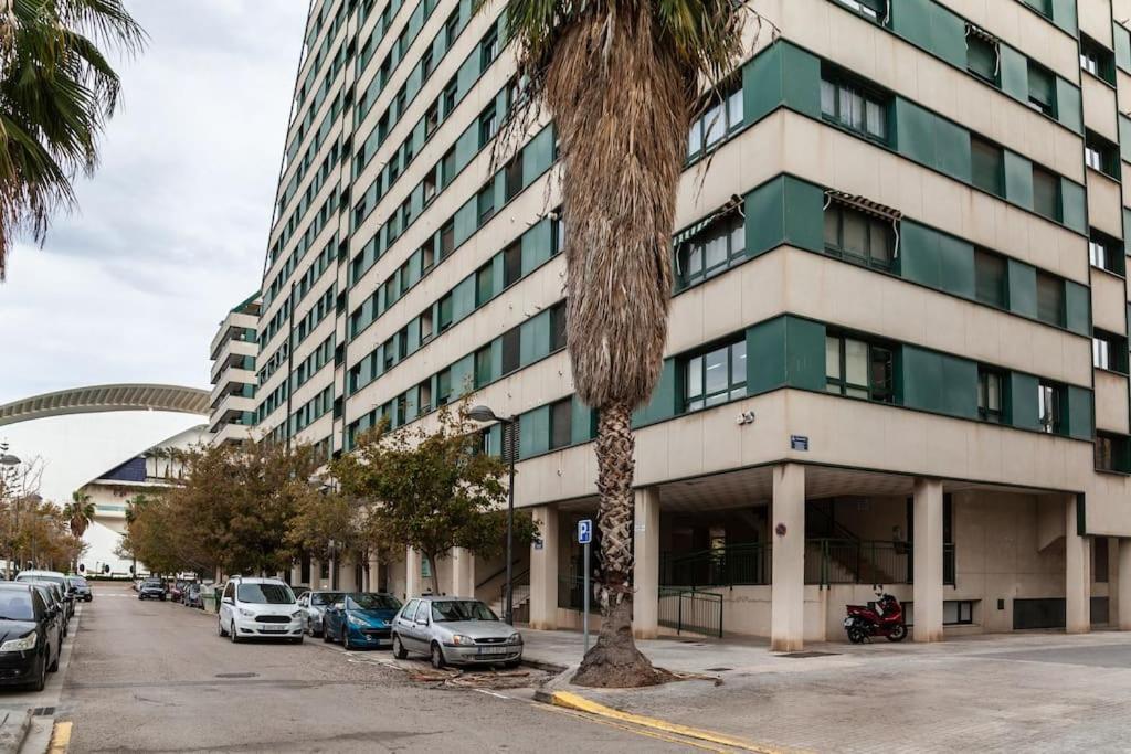 Valencia Las Artes Y Ciencias + Garaje + Netflix מראה חיצוני תמונה